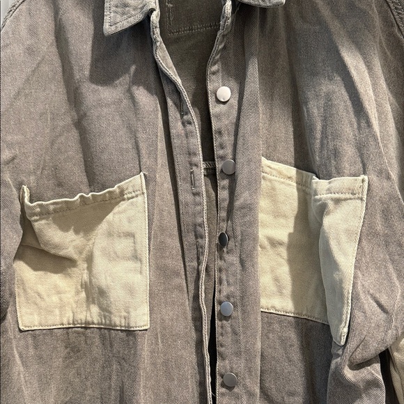 POL Distressed Two-Tone Jacket - Picture 2 of 3